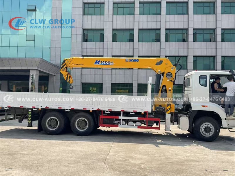 Crane Truck