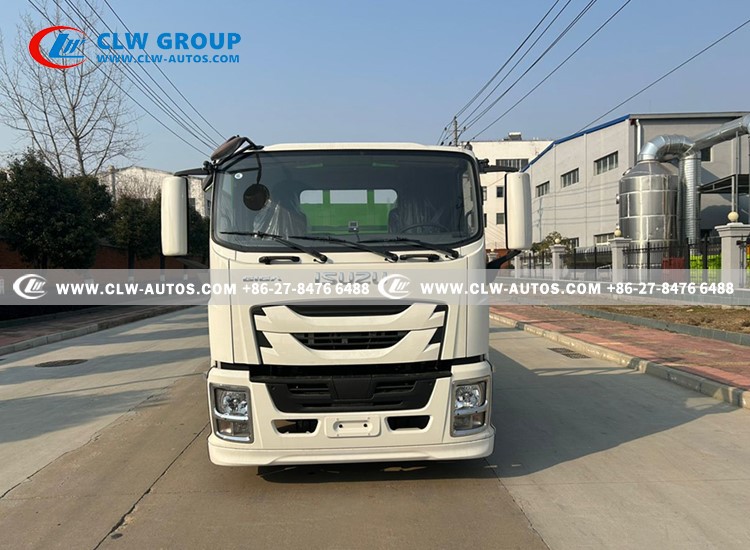3ISUZU Flatbed Truck