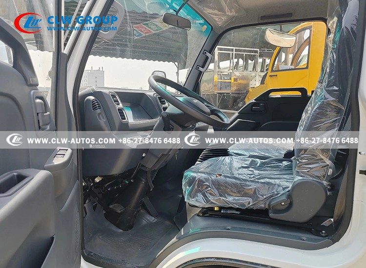 9ISUZU 100P Cargo Truck