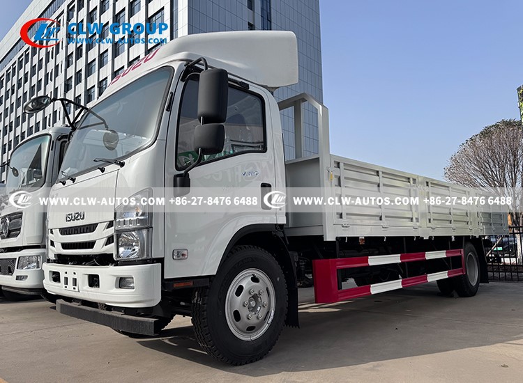 3ISUZU Cargo Truck