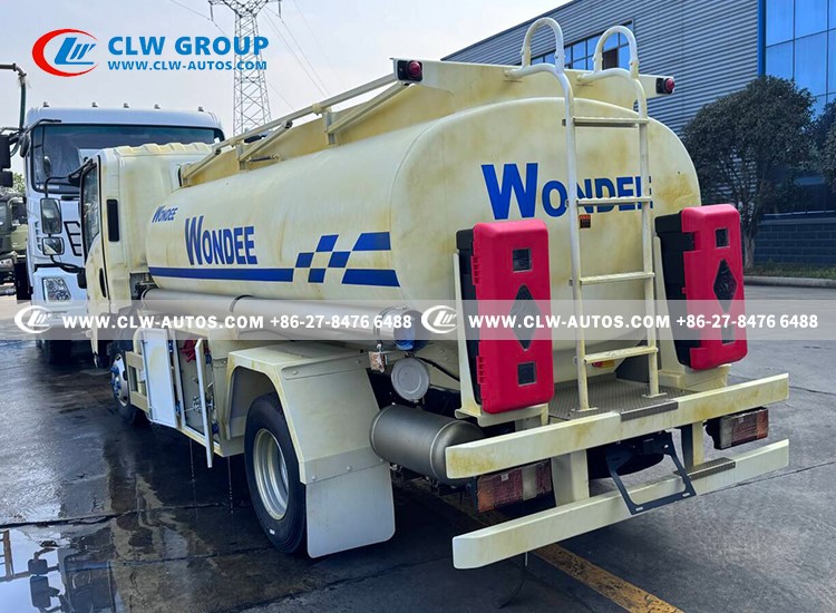 11ISUZU 4x2 ELF 5cbm Fuel Tank Truck