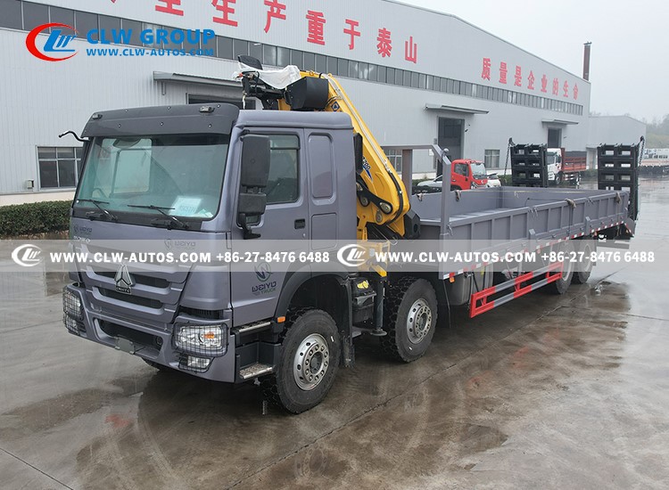 HOWO 8X4 Crane Truck 4