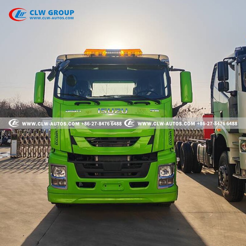 8isuzu 4x2 300hp flatbed tow truck