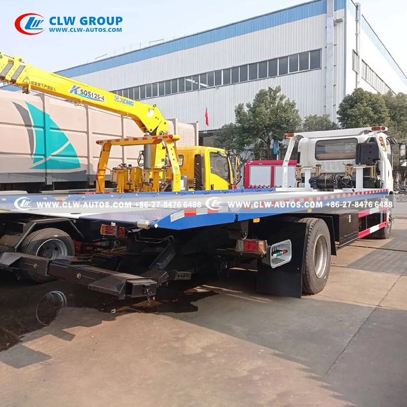 7ISUZU Flatbed Tow Truck
