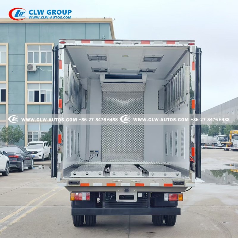 42meters Climate-controoled chick van