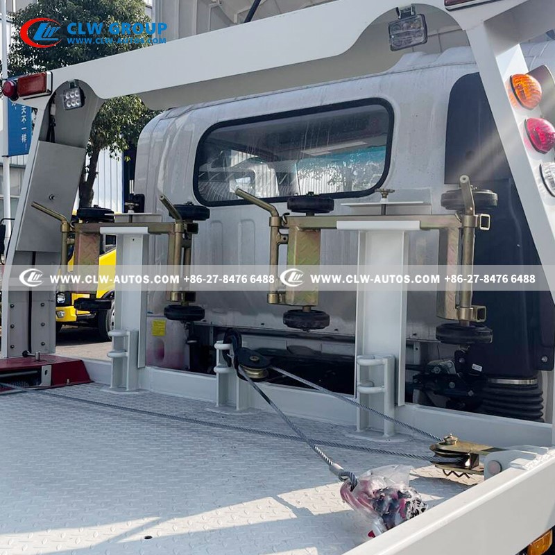 4 tonne wrecker with winch