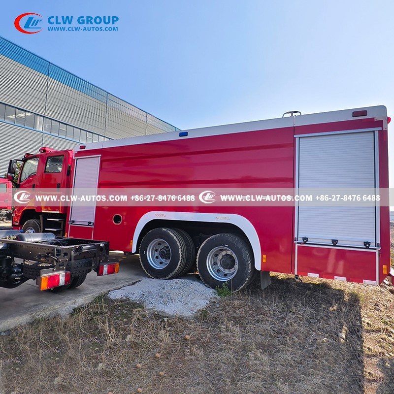 10ISUZU 6X4 Foam Fire Truck