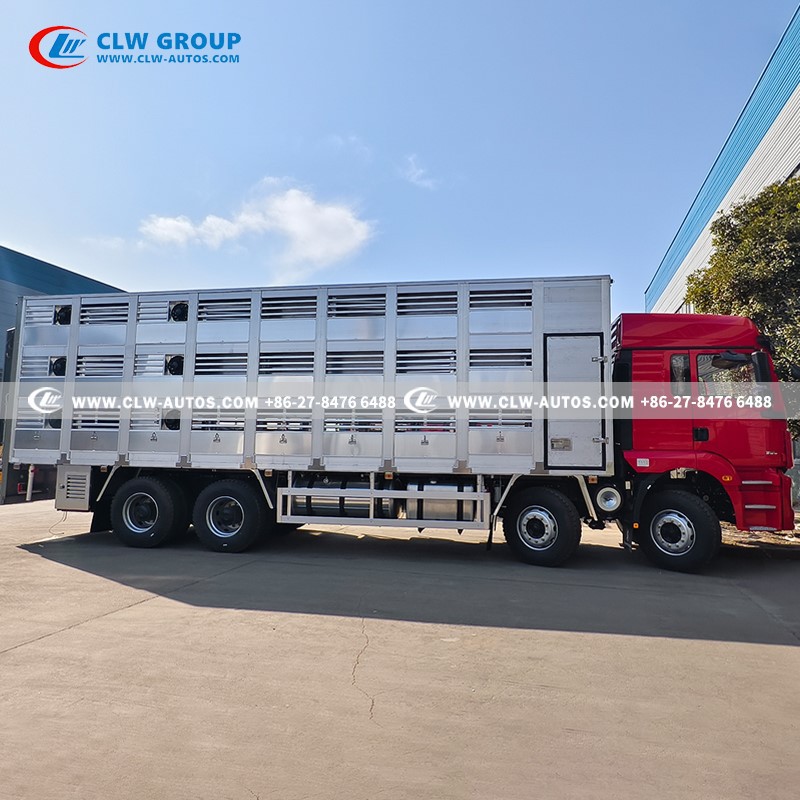 8X4 Piglets transportation livestock truck