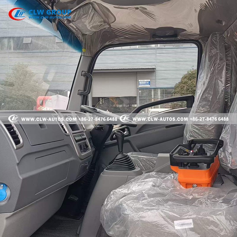 12Sinotruk 21m Bucket Truck
