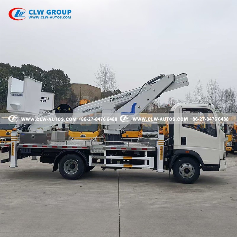 7Sinotruk HOWO Bucket Truck