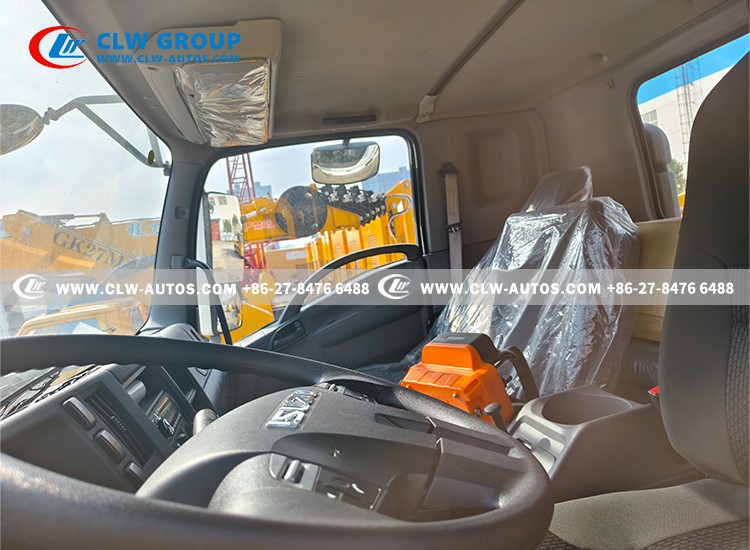 ISUZU FTR Articulated Boom Aerial Work Truck
