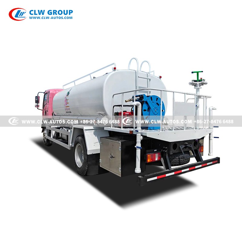 HOWO 10CBM water tanker truck with sprinkler function