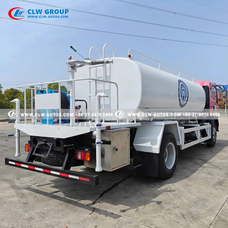 HOWO 10CBM water sprinkler truck manufacturer
