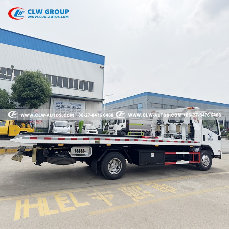 4ISUZU Flatbed Tow Truck