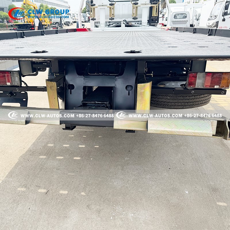 7ISUZU 4x2 KV100 4Ton Flatbed Tow Truck-Rear tow bar