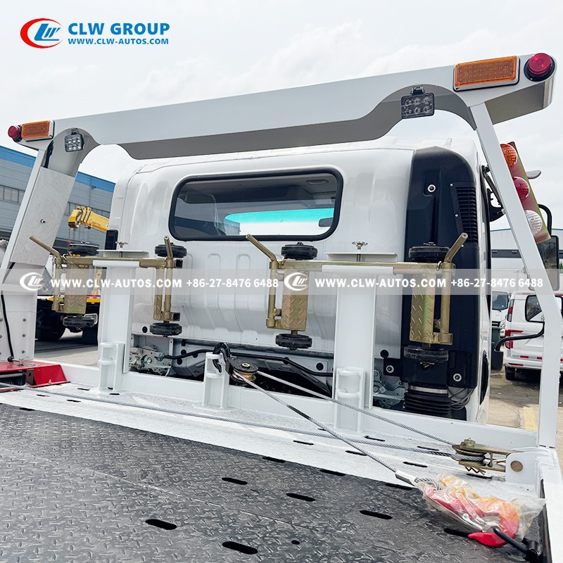 9ISUZU 4x2 KV100 4Ton Flatbed Tow Truck-winch