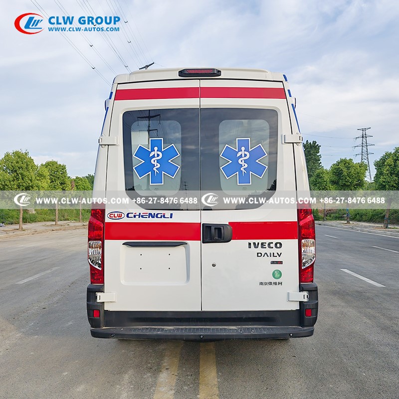 IVECO Dual rear wheel ICU ambulance