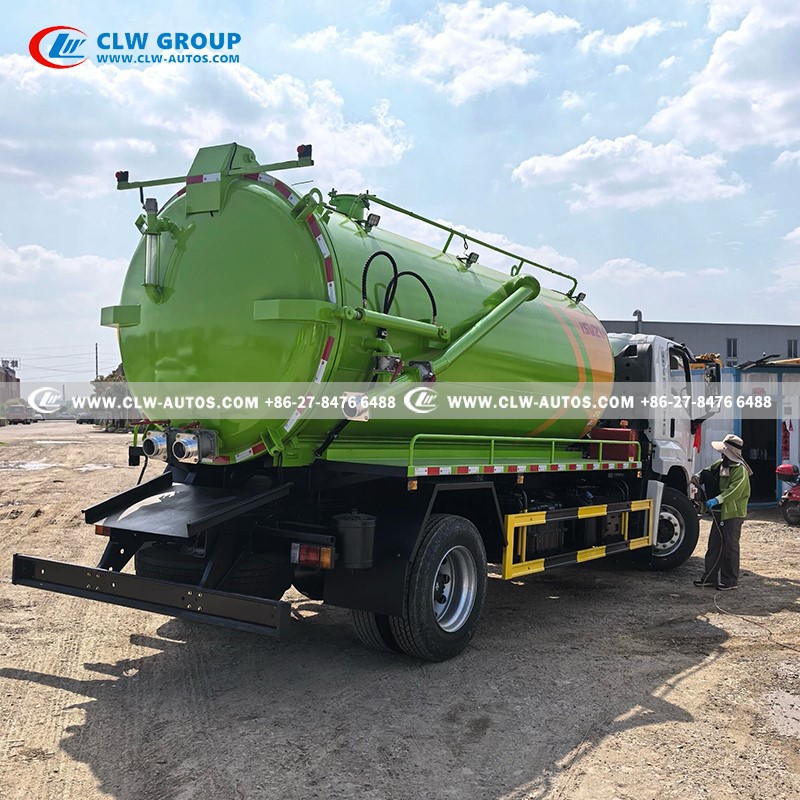 9ISUZU 4X2 FTR 12CBM Vacuum Sewage Suction Truck 9ISUZU 4X2 FTR 12CBM Vacuum Sewage Suction Truck