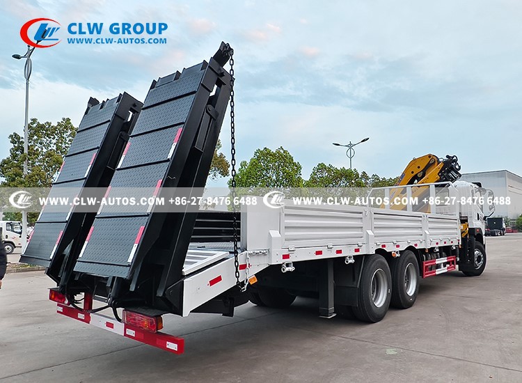 Lorry Mounted Crane with Flatbed Cargo Body