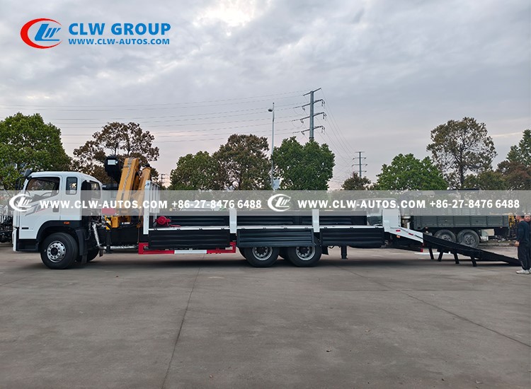 Hydraulic Knuckle Boom Crane Flatbed Truck