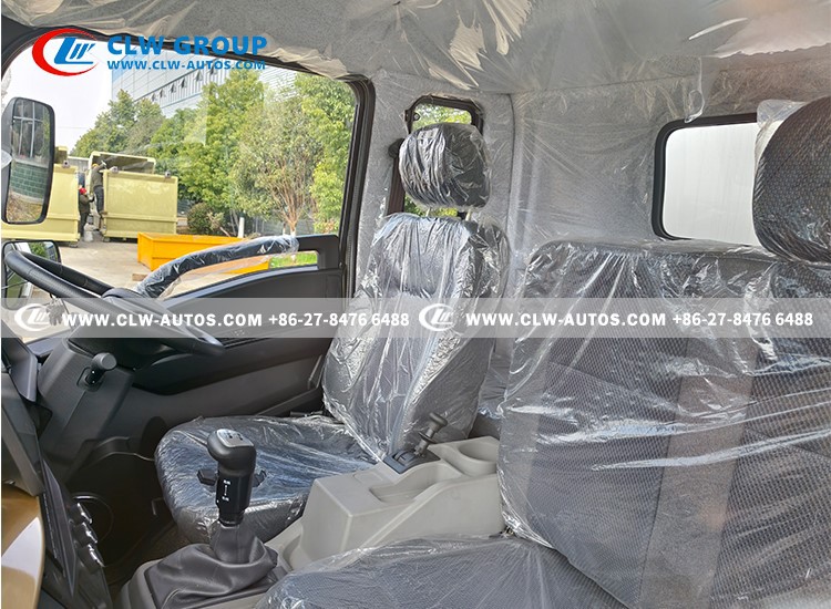 4x4 offroad refrigerator truck