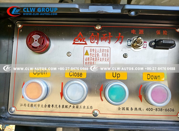 4WD Refrigerator Truck
