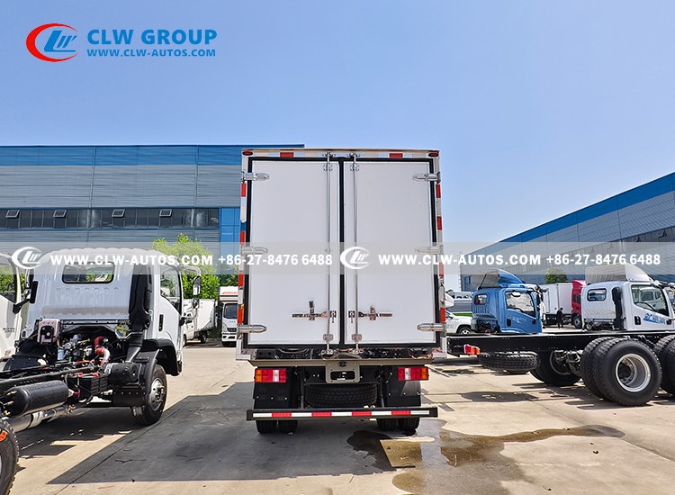 HOWO ThermoKing Refrigerator Refrigerated Van Freezer Reefer Box Transport Food Cooling Truck