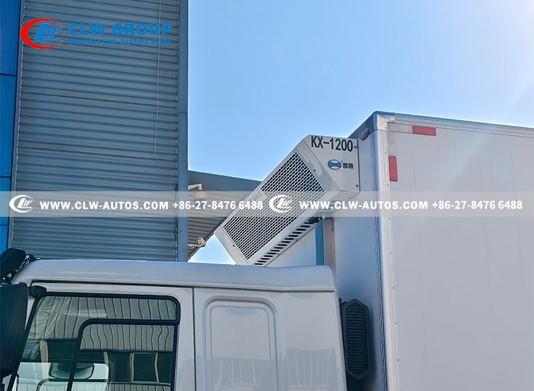 HOWO Heavy Duty 8X4 Refrigerated Truck
