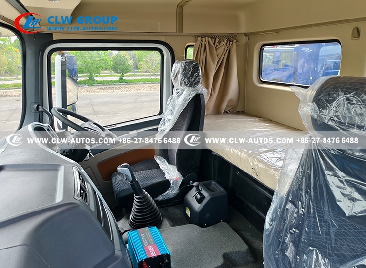 Bitumen Spraying Machine Asphalt Distributor Truck for Road Construction
