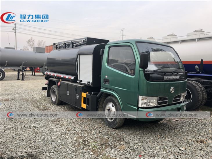 Dongfeng 5000Liters Oil Dispenser Truck