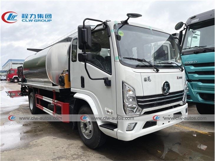 Shacman 4X2 4000liters Asphalt Distributor Truck