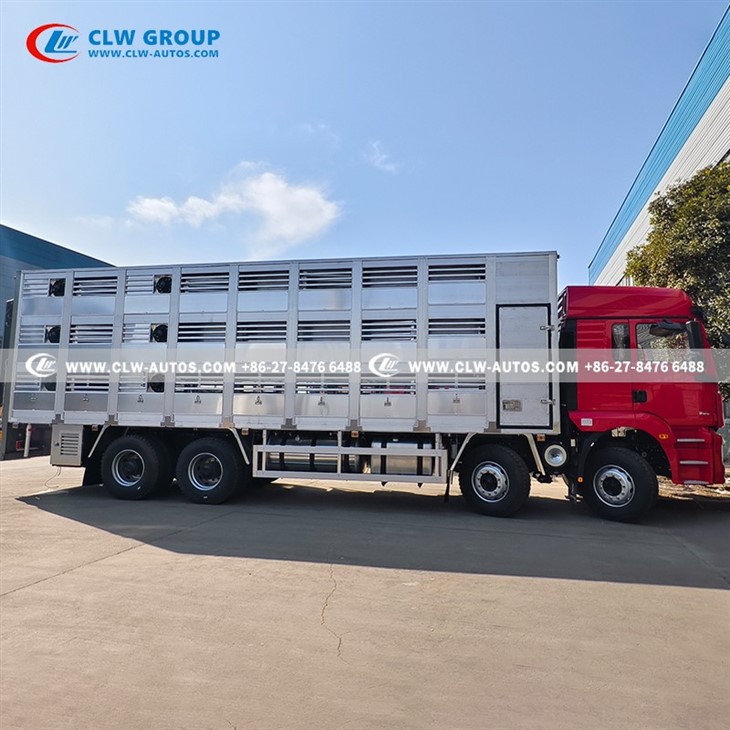 Shacman Piglets Transportation Truck