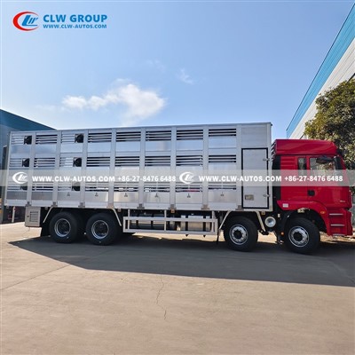 Shacman Pig Livestock Transport Truck