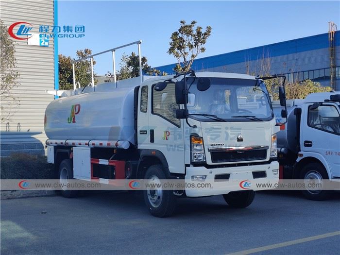 SINOTRUK 10Tons 10,000L Fuel Bowser Truck LHD