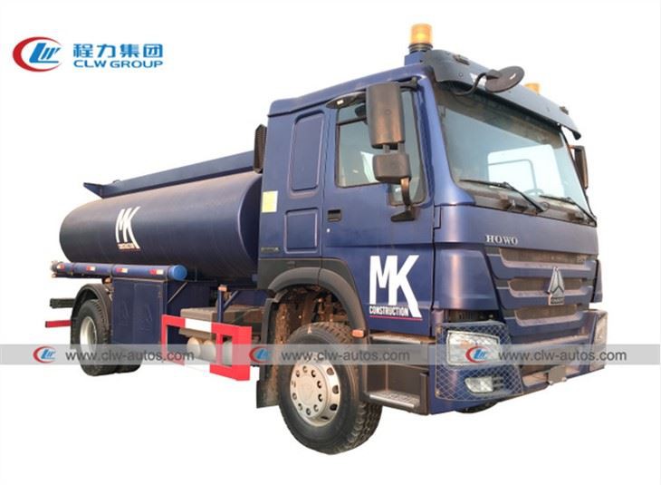 Sinotruk HOWO 12000L Fuel Oil Tanker Truck