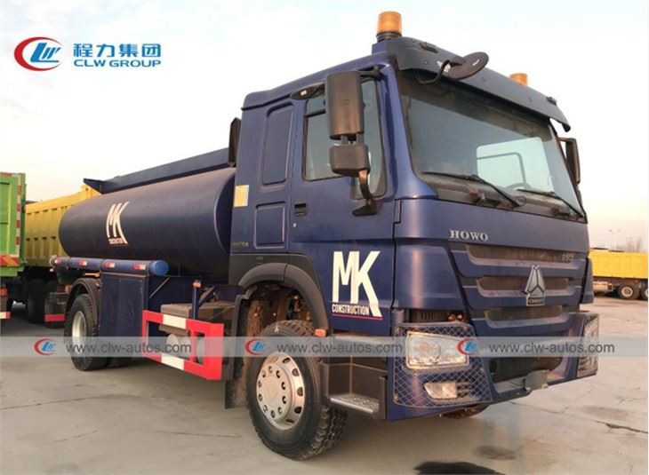Sinotruk HOWO 12000L Fuel Oil Tanker Truck