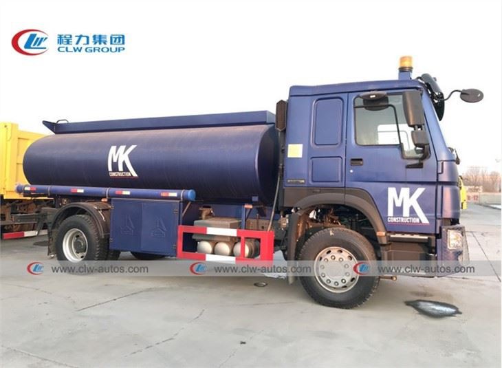 Sinotruk HOWO 12000L Fuel Oil Tanker Truck