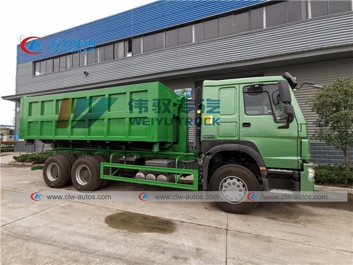 SINOTRUK HOWO 20cbm Hook Lift Garbage Truck