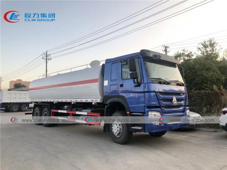 Sinotruk Howo 20ton 20000liters Water Sprinkler Truck