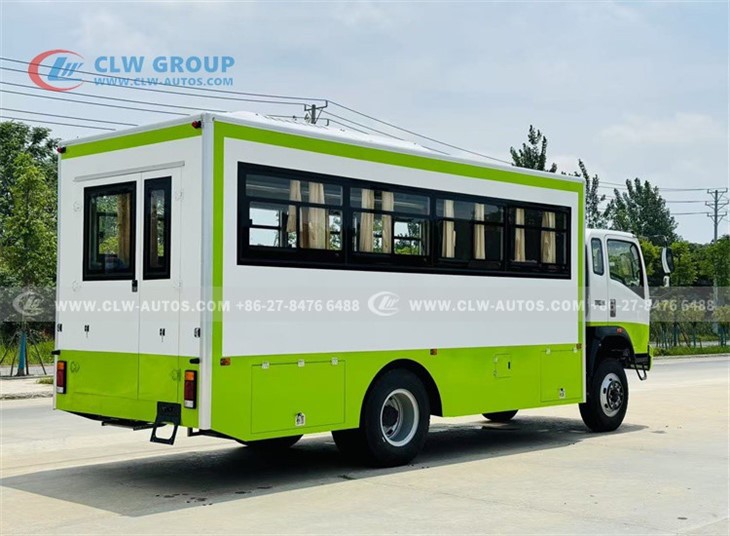 SINOTRUK HOWO 4X4 BUS