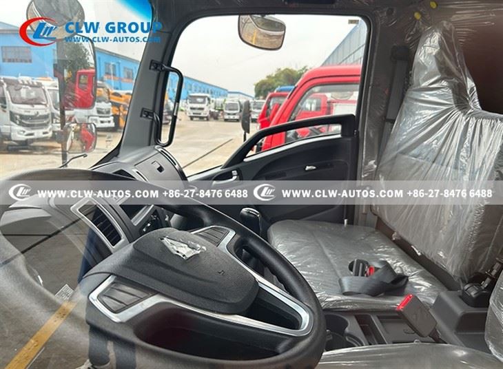 HOWO 5 Tons Water Sprinkler Truck