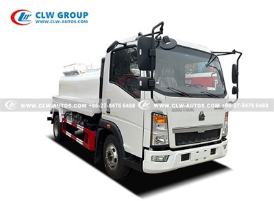 Factory Sinotruk HOWO 5m3 5Ton 5,000Liters Water Sprinkler Truck For Sanitation