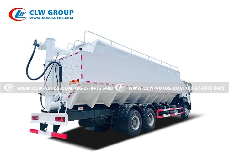 Sinotruk HOWO 6X4 Bulk Feed Hauler