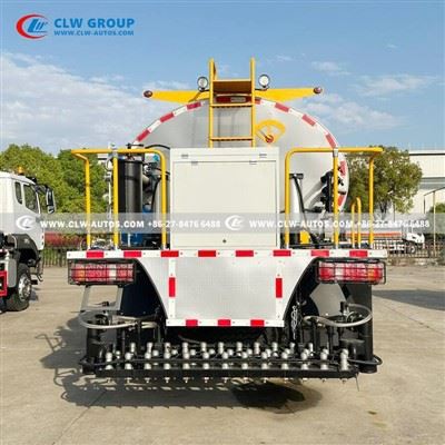 20m³ Asphalt Distributor Truck Sinotruk price