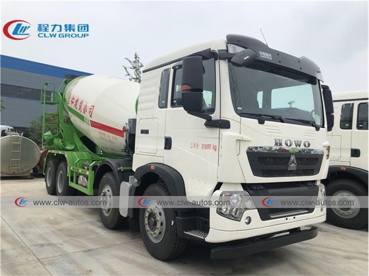 Sinotruk HOWO 8X4 Heavy Duty 16000 Liters Big Volume Concrete Mixer Truck