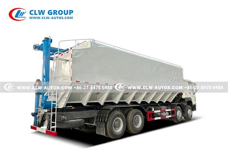 SINOTRUK HOWO10tons Bulk Feed Truck