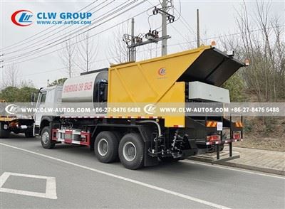 6-Synchronized vehicle for road maintenance