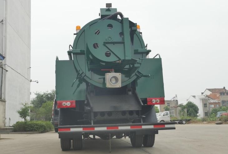 Vacuum Sewer Jet Cleaning Truck
