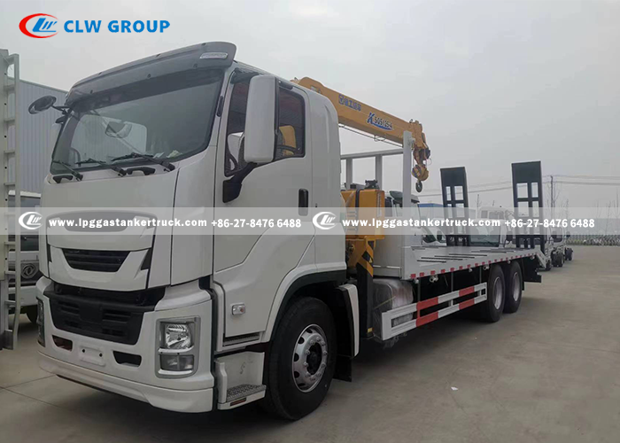 1isuzu giga flatbed tow truck with crane