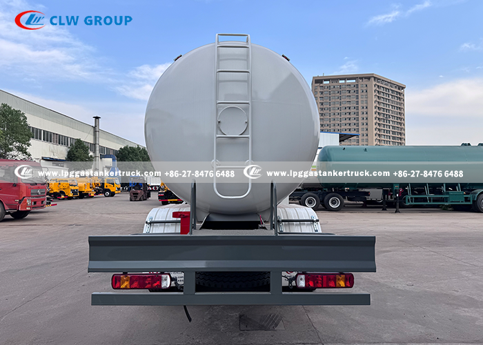 6sinotruk howo 20m3 lpg bobtail truck